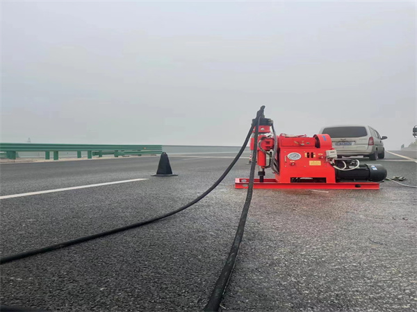 兴县马路路基路面开裂下沉注浆加固灌浆