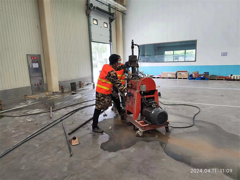 兴县厂房地面下沉塌陷注浆加固施工